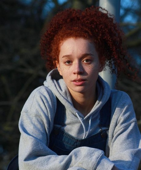 Erin Kellymen ポルノスター 素敵 画像