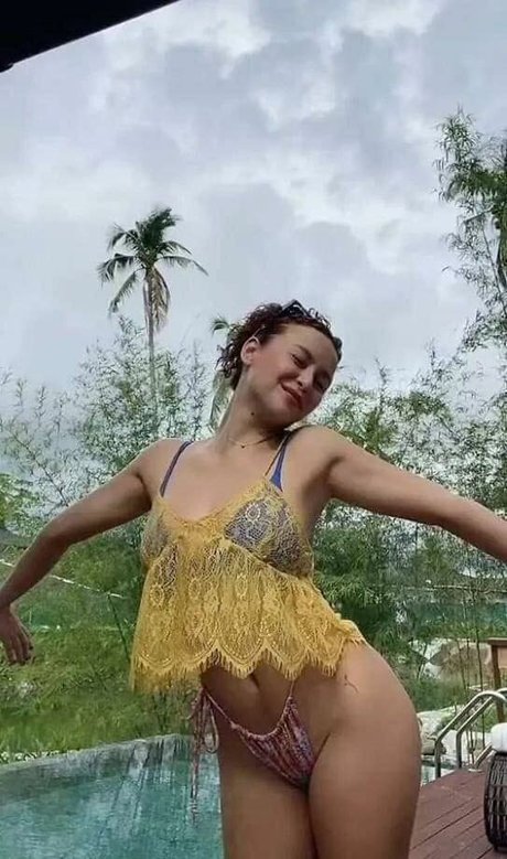 Yassi Pressman 完璧なポルノスター 写真