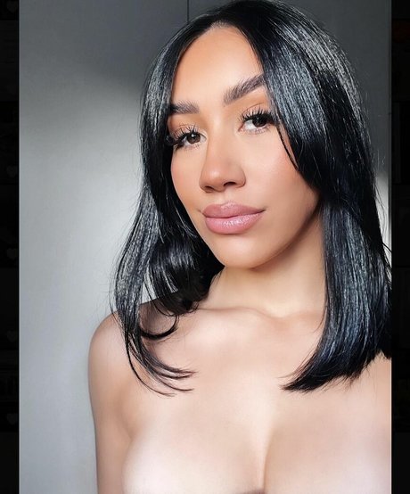 jessiejahjessie ポルノスター 写真