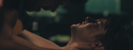 黒檀の小人OnlyFans ホットxxx 写真