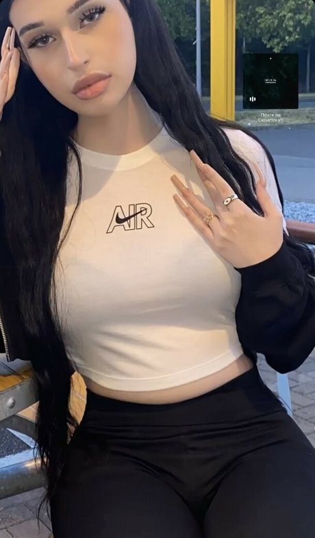 張りのあるおっぱいOnlyFans ポルノグラフィック 画像