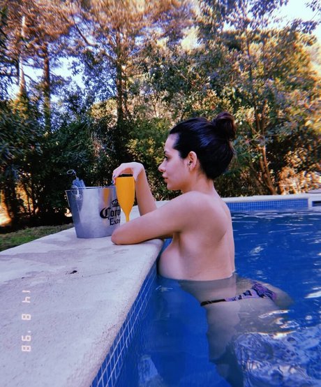 バイセクシャルカップルのOnlyFans xxx 画像