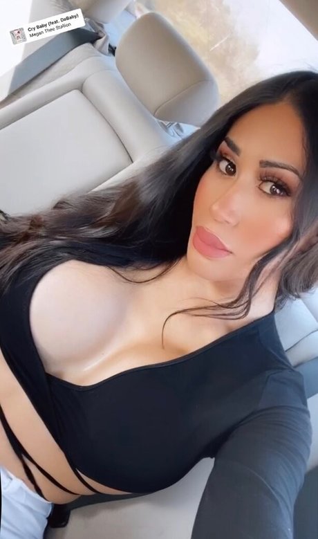 Barbie Nicolet セックスモデル 写真