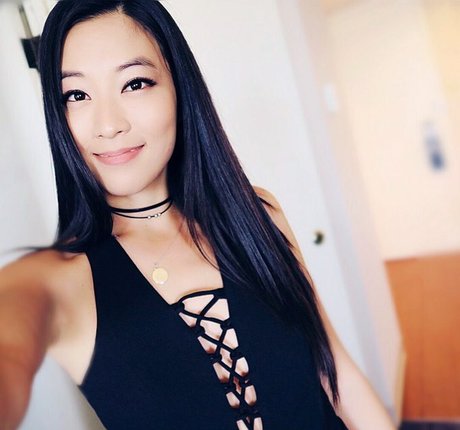 Arden Cho ポルノスター 無料 画像