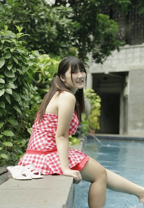 Dea Marella スター ヌード 写真