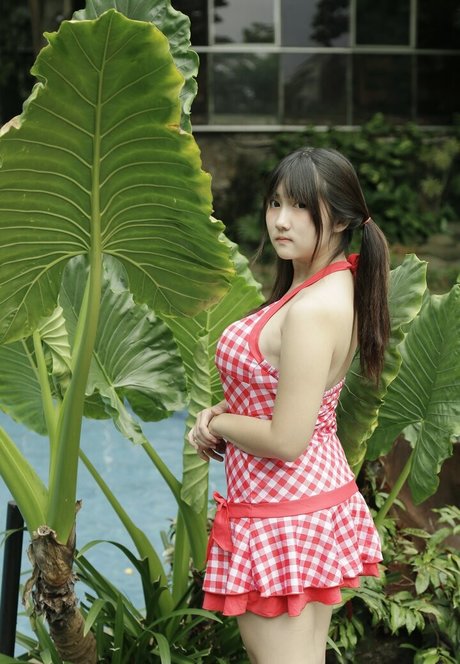 Dea Marella ヌードスター 画像