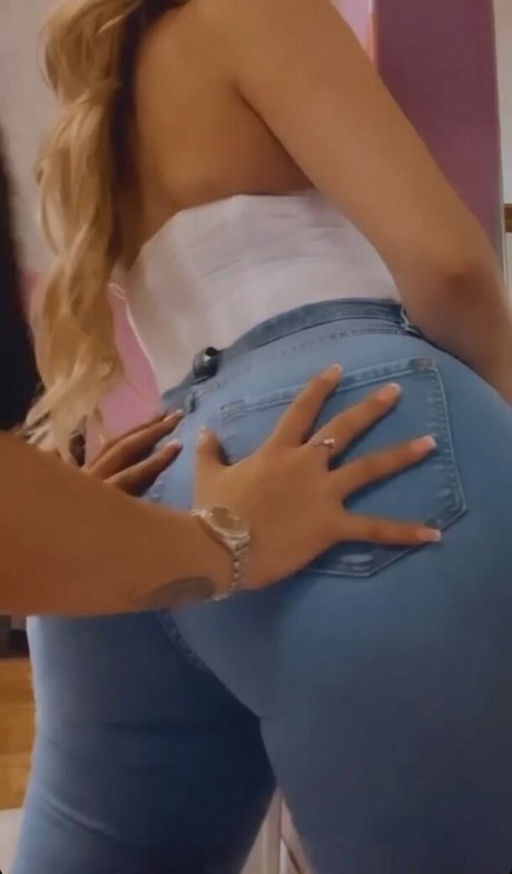 Latina California Girl トップモデル 写真