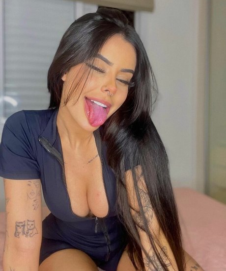 熟女ディルドOnlyFans セクシーヌード 画像