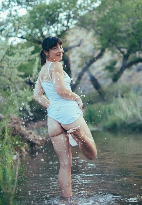 Jenners 独占女優 画像