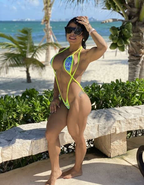 Yanet ポルノスター 美しい 写真