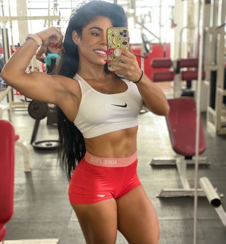 巨乳 射精 OnlyFans アートxxx 画像