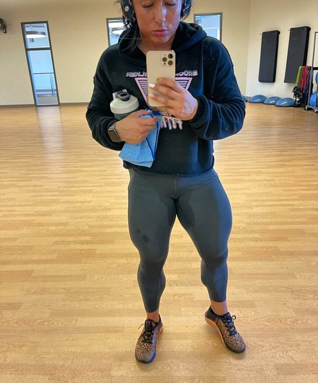 ドイツのアマチュアOnlyFans ポルノグラフィック 画像