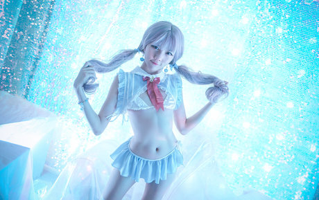 tinneh 無料のポルノスター 写真