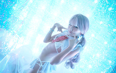 tinneh アートモデル 写真