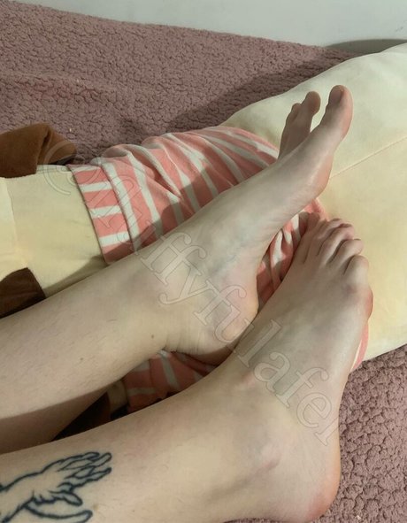 双子の姉妹OnlyFans ホット 画像