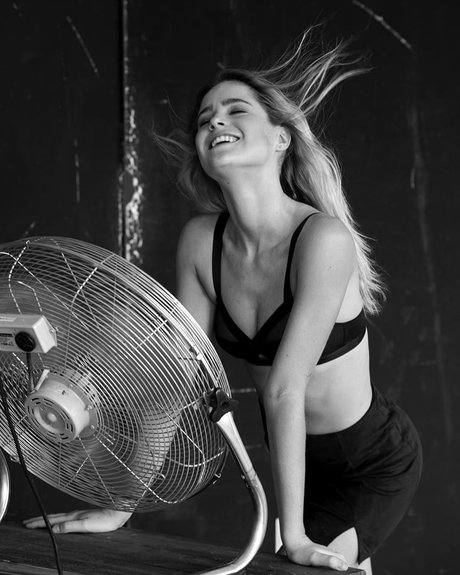 ハードコアBDSM OnlyFans ポルノグラフィック 画像