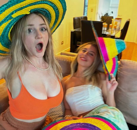 ぽっちゃりブロンドOnlyFans アートxxx 写真