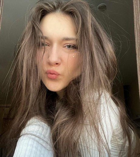 willa wilkins_ アダルトモデル 画像