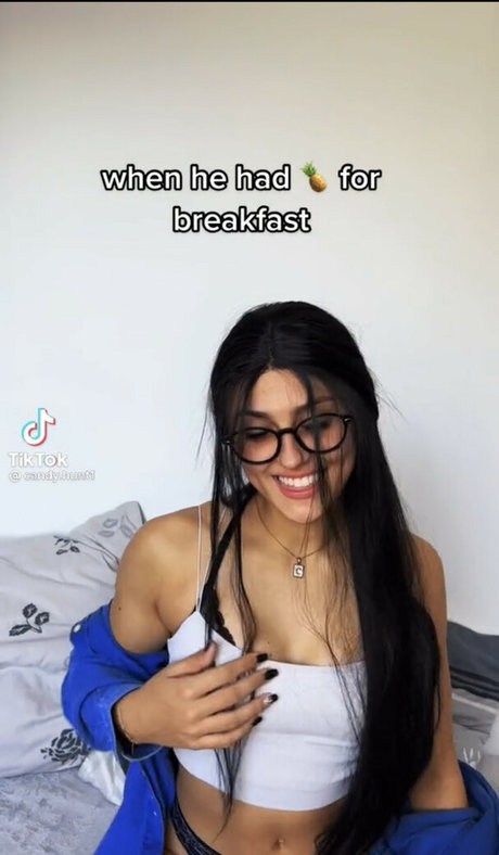 イタリア人熟女OnlyFans アート裸 画像