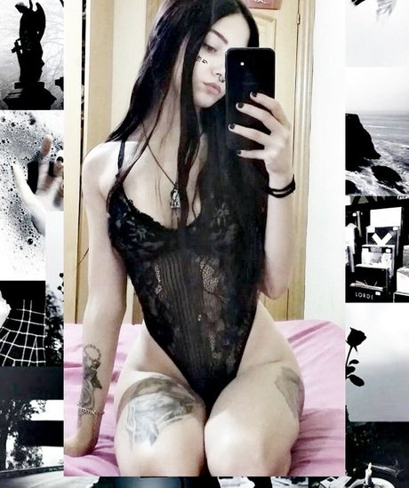 mariiiagv ヌードのポルノスター 写真