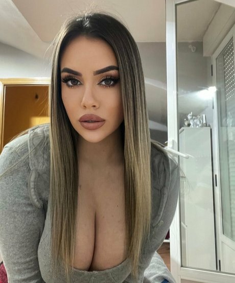 小人OnlyFans 無料セックス 写真