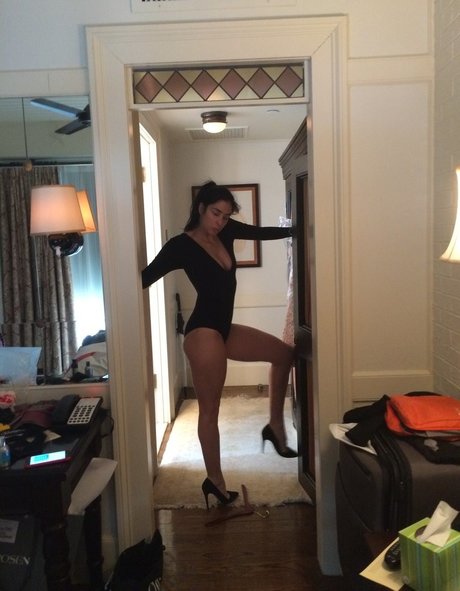 Sarah Silverman ポルノスター ホット ギャラリー