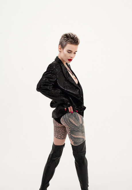 Tory Inve ホットなポルノスター ギャラリー