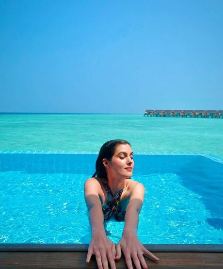 Claire Chust ホットなポルノスター 写真