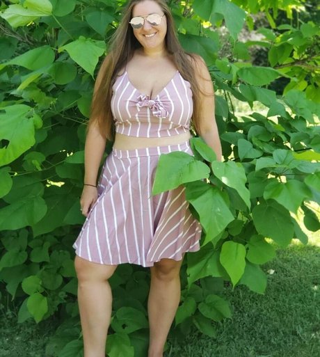 スリムな熟女OnlyFans セクシーヌード 画像