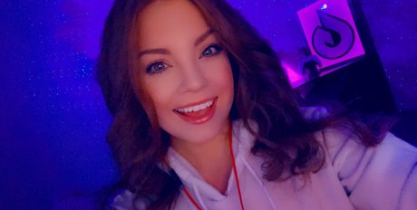 Gingy Gingerliness ポルノスター 写真