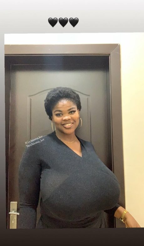 Chioma lovv 美しいスター 写真