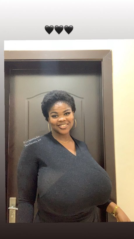 Chioma lovv トップポルノスター ギャラリー