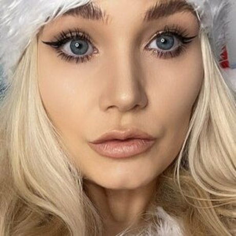 Gigi summers 完璧なモデル 写真