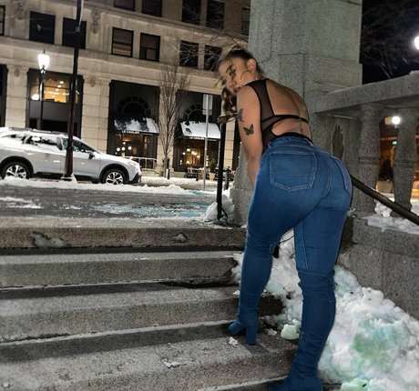 Kimberly Nguyen top profile image