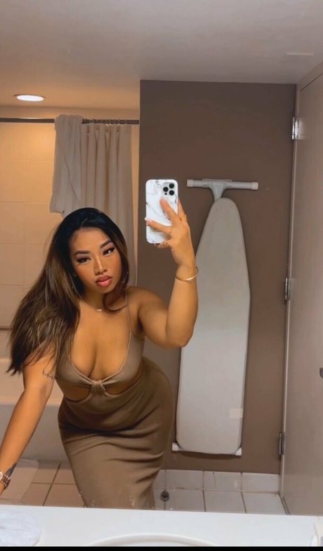 Kimberly Nguyen ポルノスター 独占 ギャラリー