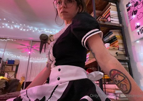 ティーンシーメールOnlyFans 可愛い 写真