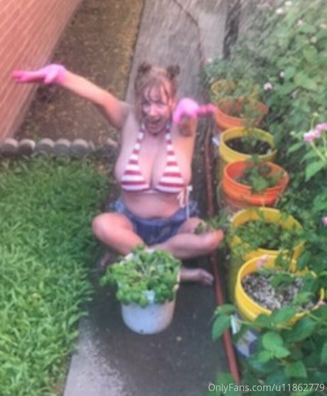 Julie K Smith ポルノスター 無料 ギャラリー