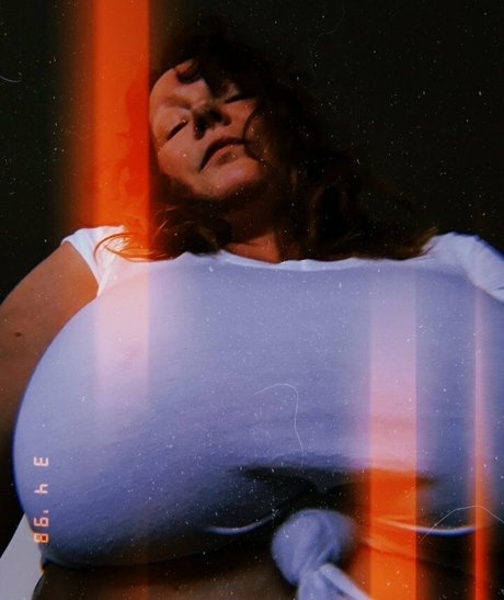 Julie K Smith 高品質モデル 写真