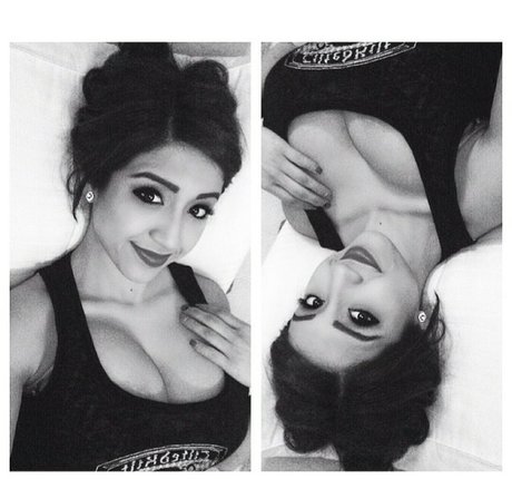 Alexandra Nicole アートスター アーカイブ