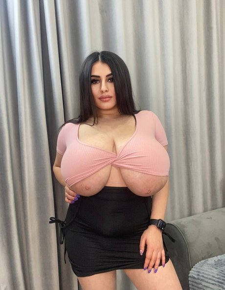 美しい足 OnlyFans 無料セックス 写真