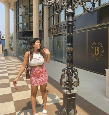 美しいベイビーOnlyFans アートxxx ギャラリー