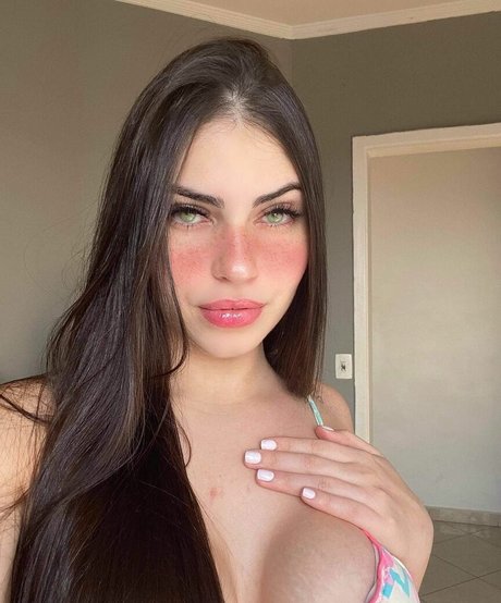 Bruna Duarte 高品質モデル 画像