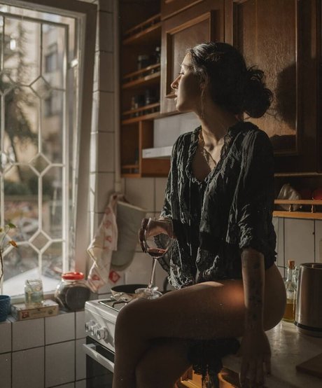 _naissance ポルノモデル 写真