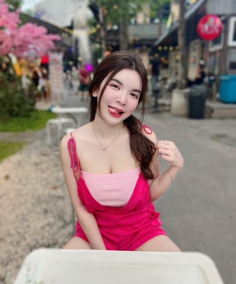 ドイツのアマチュアOnlyFans ホットセックス 画像