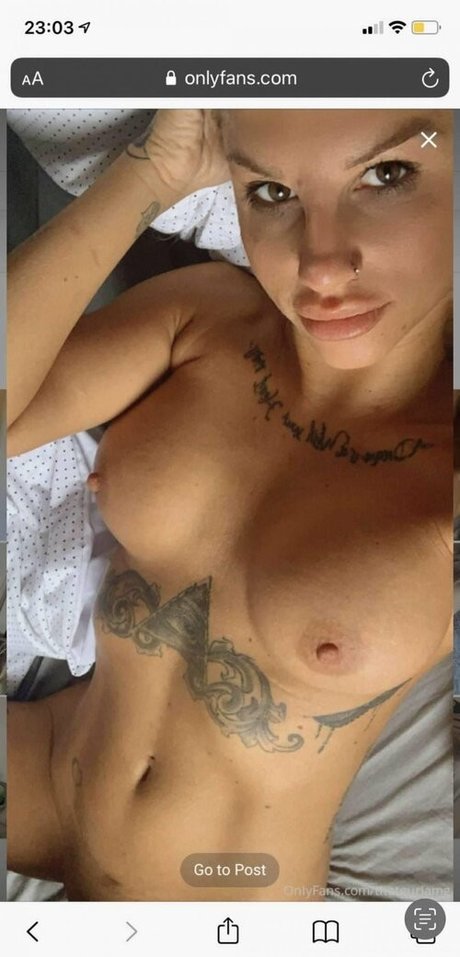 Thatgurlamg 裸のポルノスター 写真