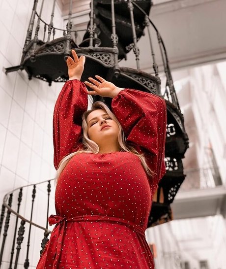 エボニーフィットネスOnlyFans アート裸 写真