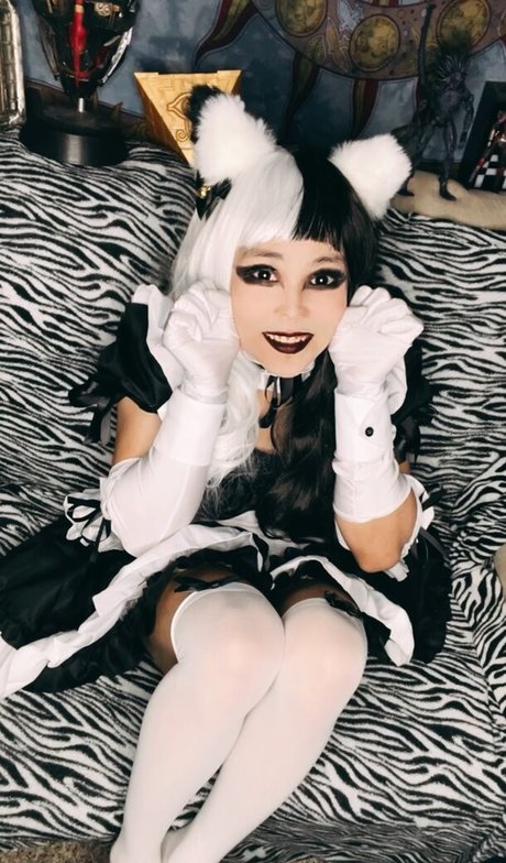 曲線美の熟女OnlyFans 美しい裸 ギャラリー