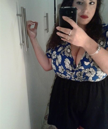 Valeria Vela profile image