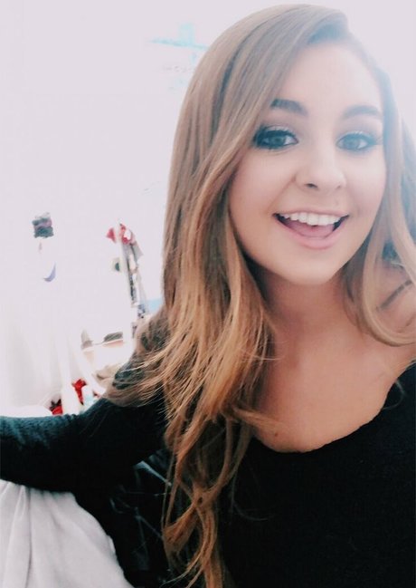 ナースアナルOnlyFans アートヌード アーカイブ