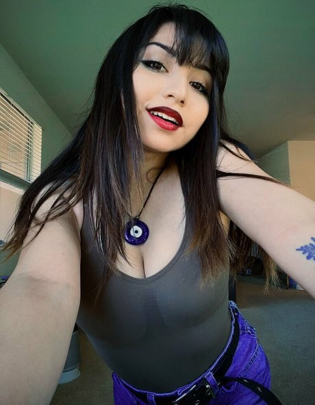 SxnpaiJxde 無料モデル 写真